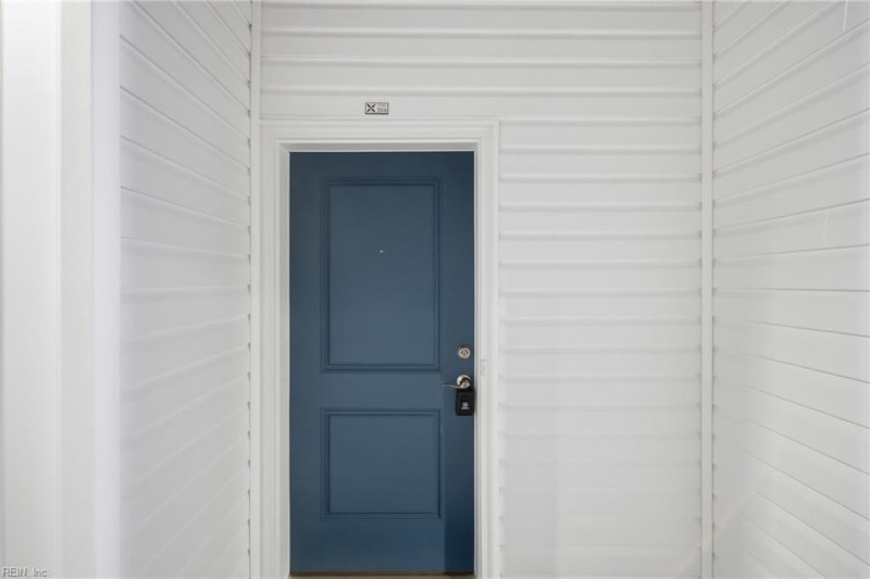 Photo 15 of 37 residential for sale in Virginia Beach virginia
