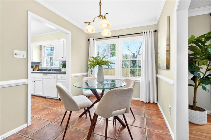 Photo 9 of 34 residential for sale in Virginia Beach virginia