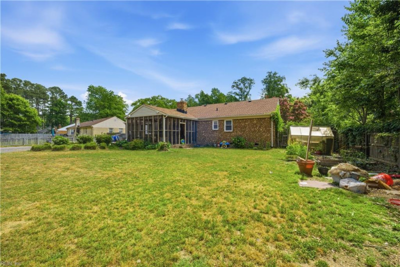 Photo 33 of 35 residential for sale in Chesapeake virginia