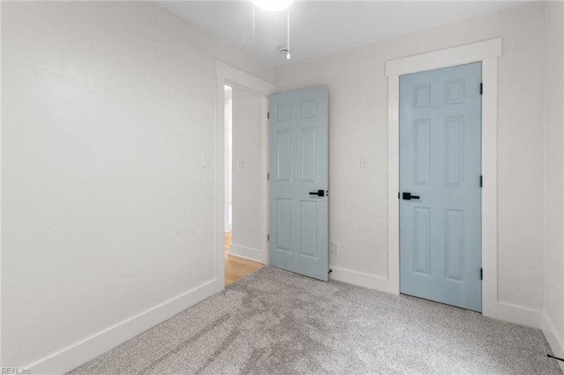Photo 25 of 44 residential for sale in Norfolk virginia