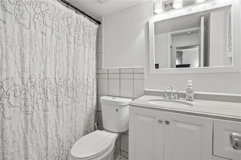 Photo 15 of 26 residential for sale in Newport News virginia