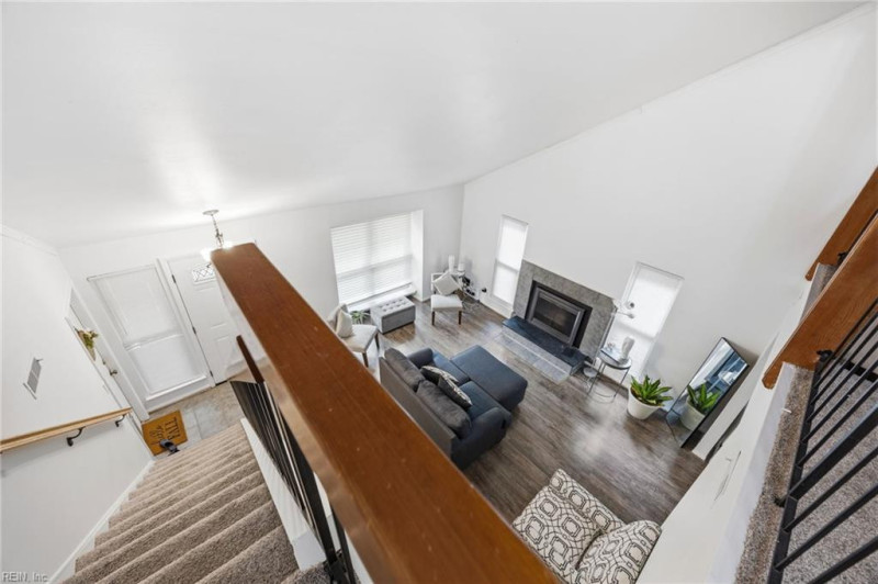 Photo 4 of 26 residential for sale in Newport News virginia