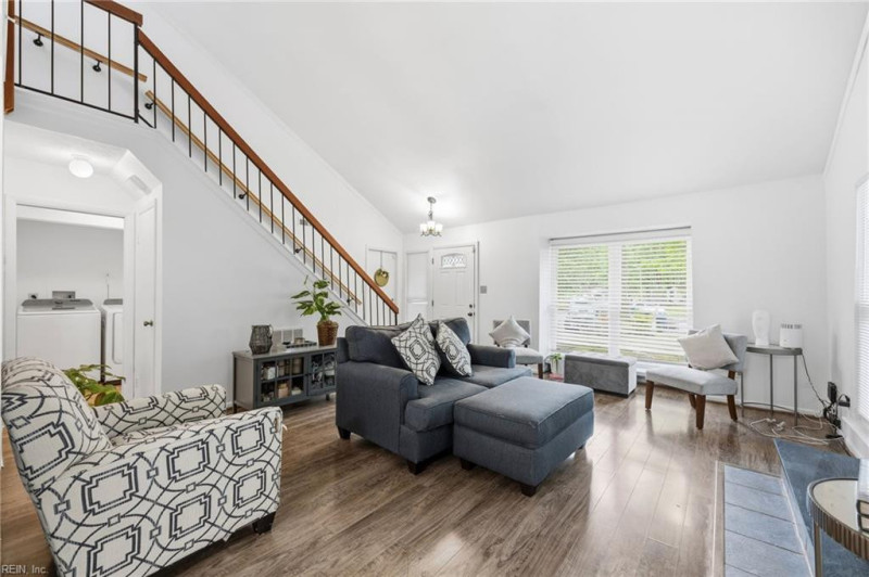 Photo 5 of 26 residential for sale in Newport News virginia