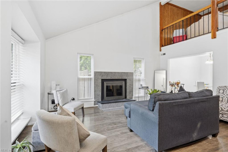 Photo 7 of 26 residential for sale in Newport News virginia
