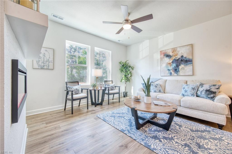 Photo 5 of 27 residential for sale in Virginia Beach virginia