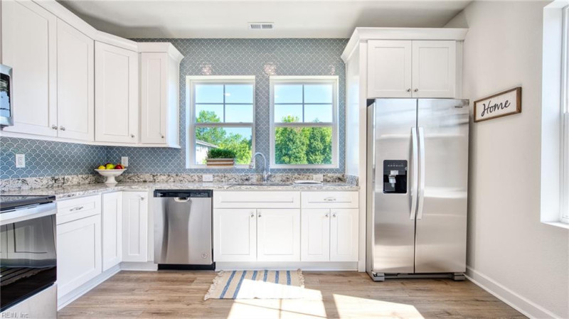 Photo 10 of 27 residential for sale in Virginia Beach virginia