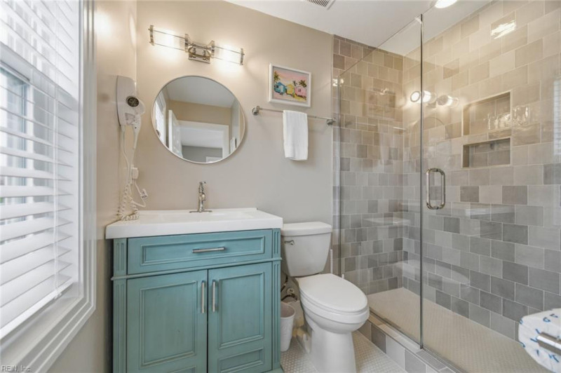 Photo 23 of 49 residential for sale in Virginia Beach virginia