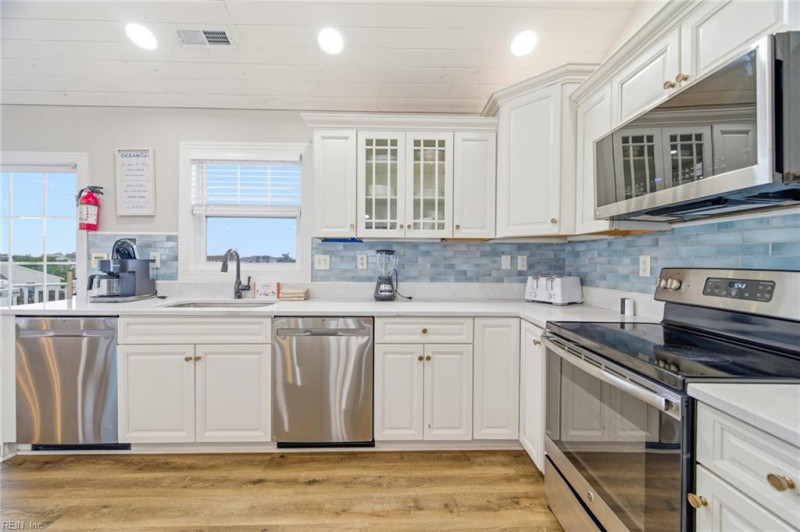 Photo 29 of 49 residential for sale in Virginia Beach virginia