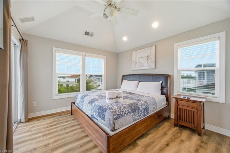 Photo 37 of 49 residential for sale in Virginia Beach virginia