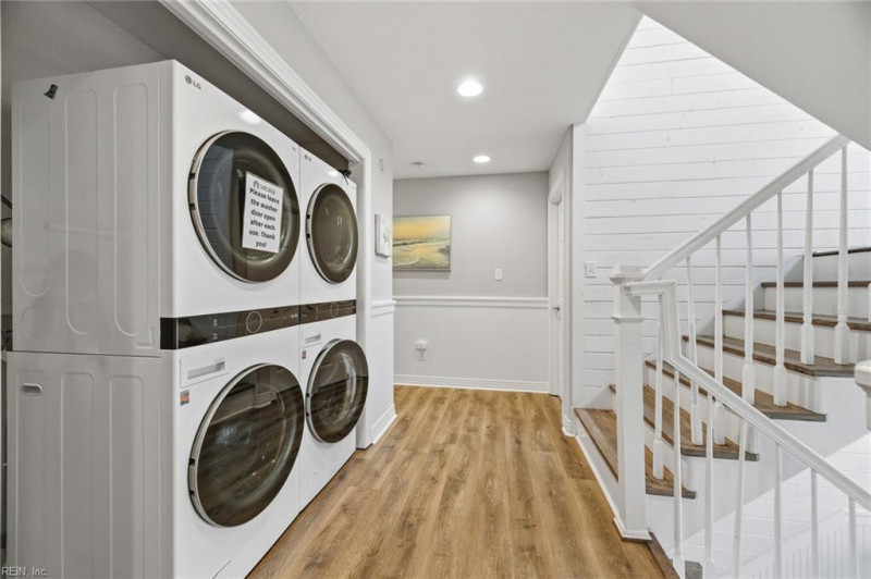 Photo 5 of 49 residential for sale in Virginia Beach virginia