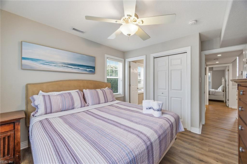 Photo 9 of 49 residential for sale in Virginia Beach virginia