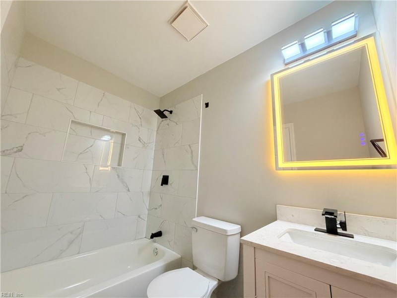 Photo 13 of 25 residential for sale in Virginia Beach virginia