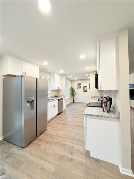Photo 17 of 25 residential for sale in Virginia Beach virginia