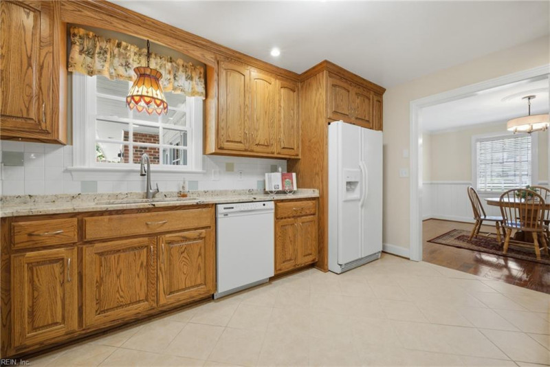 Photo 10 of 30 residential for sale in Newport News virginia