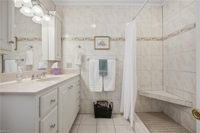 Photo 13 of 30 residential for sale in Newport News virginia
