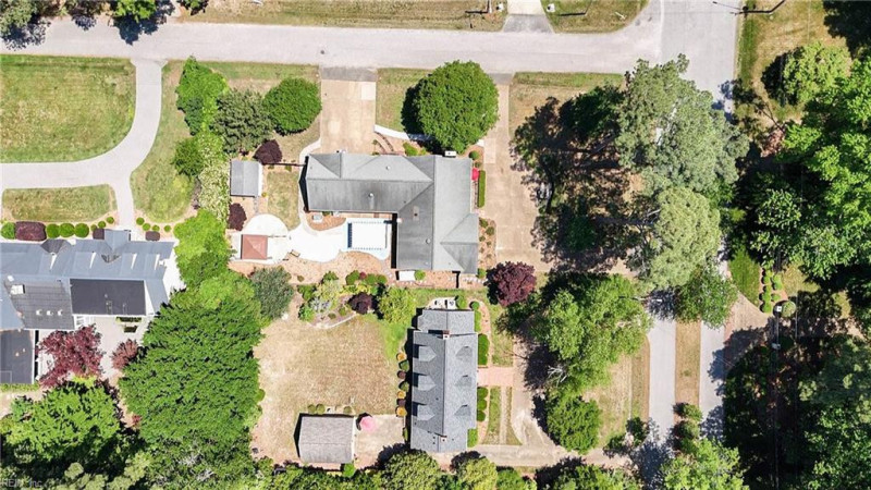 Photo 4 of 30 residential for sale in Newport News virginia