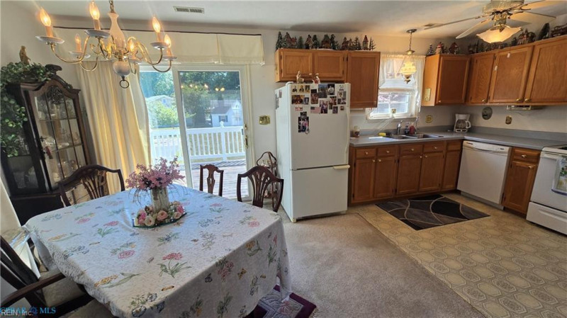Photo 11 of 36 residential for sale in Mathews County virginia