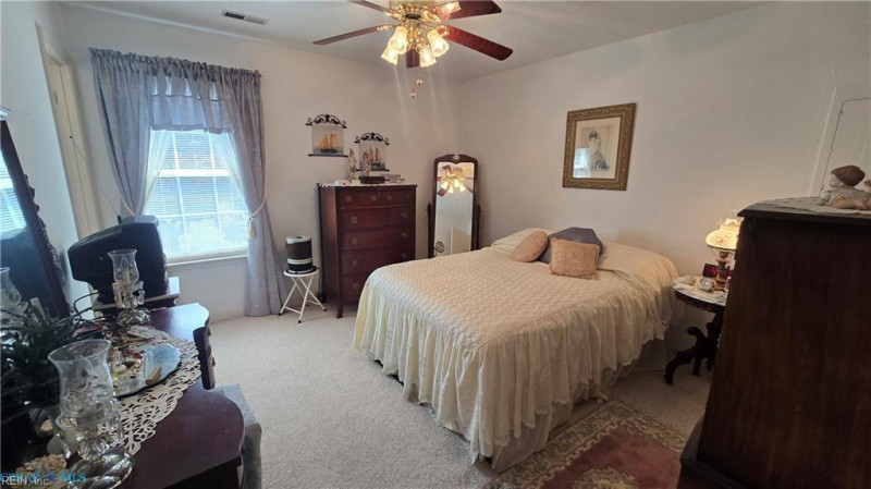 Photo 15 of 36 residential for sale in Mathews County virginia