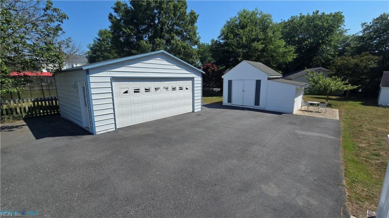 Photo 32 of 36 residential for sale in Mathews County virginia