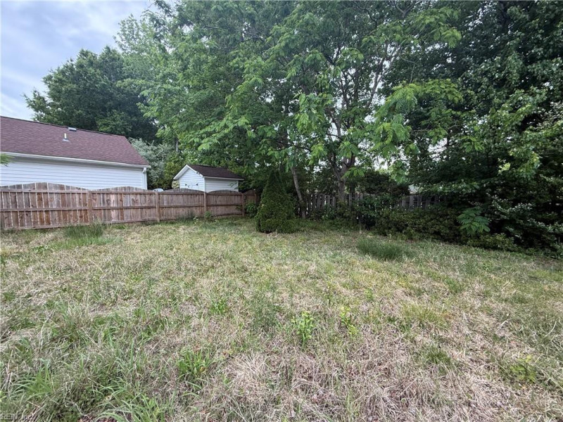 Photo 4 of 4 residential for sale in Chesapeake virginia