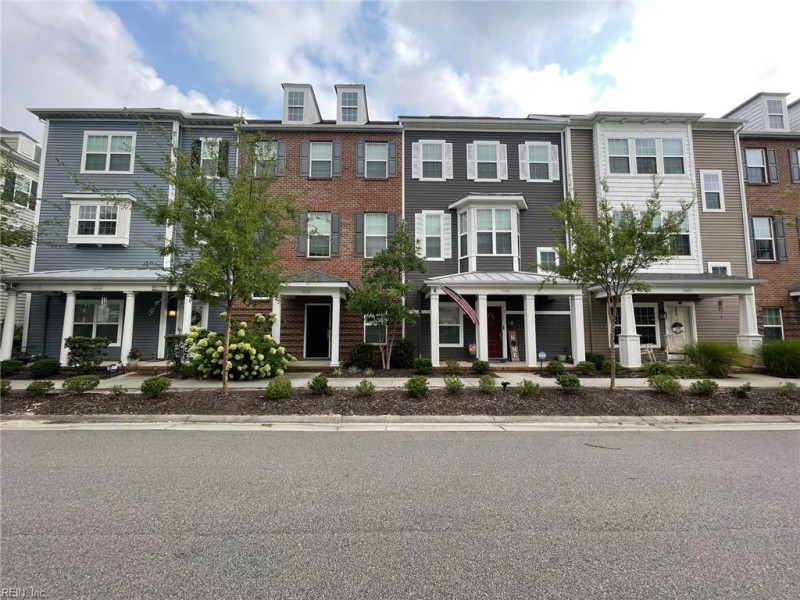 Photo 1 of 11 residential for sale in Virginia Beach virginia