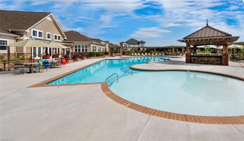 Photo 10 of 11 residential for sale in Virginia Beach virginia
