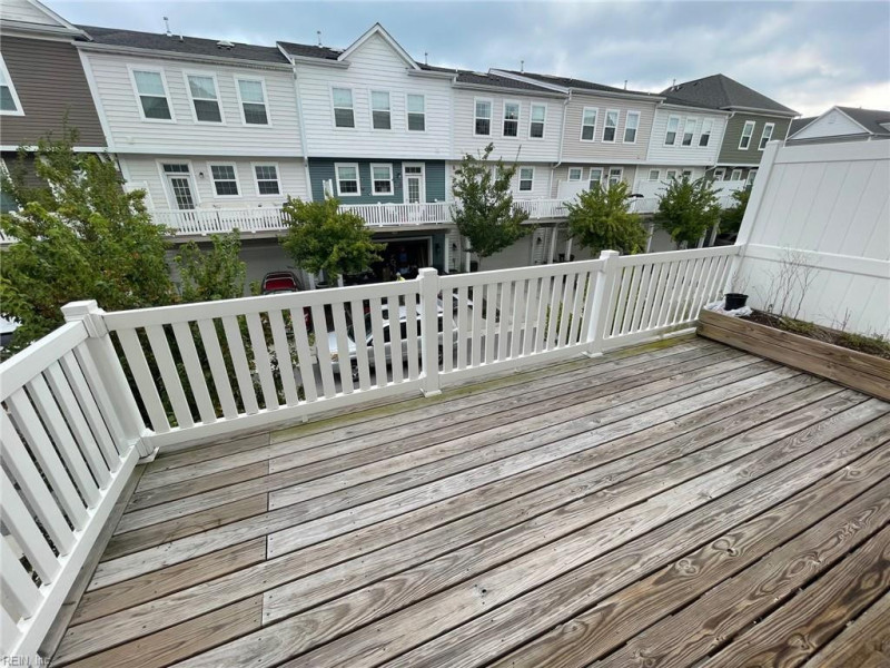 Photo 7 of 11 residential for sale in Virginia Beach virginia