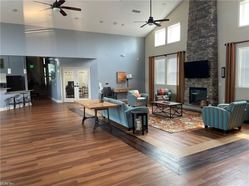Photo 8 of 11 residential for sale in Virginia Beach virginia