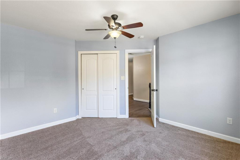 Photo 19 of 45 residential for sale in Chesapeake virginia