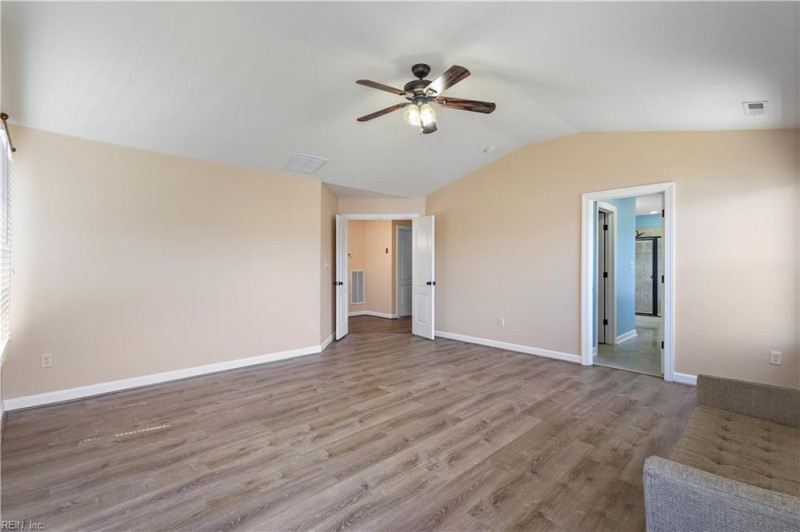 Photo 31 of 45 residential for sale in Chesapeake virginia