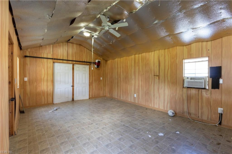 Photo 41 of 45 residential for sale in Chesapeake virginia