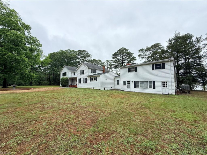 Photo 6 of 9 residential for sale in Mathews County virginia
