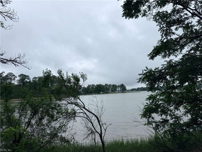 Photo 7 of 9 residential for sale in Mathews County virginia