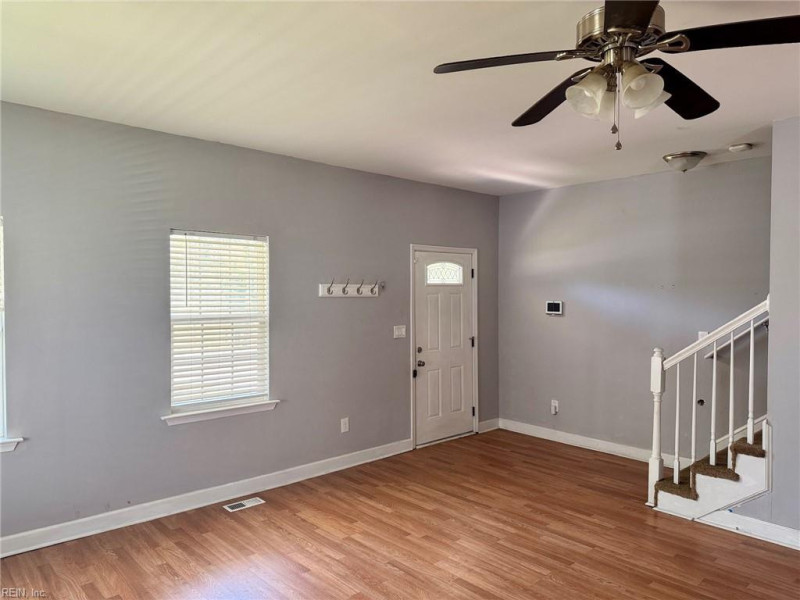 Photo 3 of 39 residential for sale in Norfolk virginia Photo 3 of 39 residential for sale in Norfolk virginia