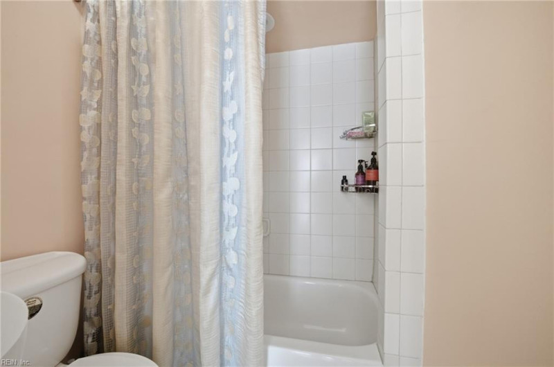 Photo 18 of 29 residential for sale in Virginia Beach virginia