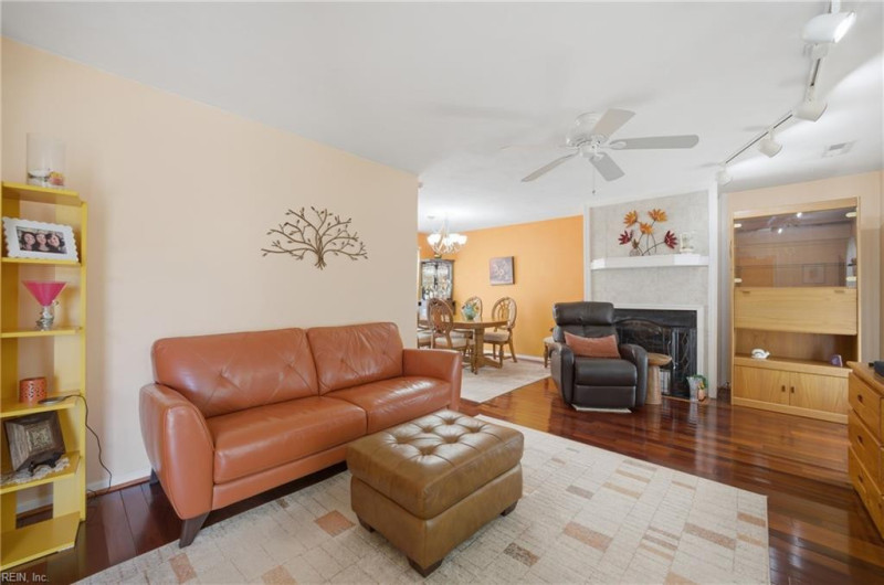 Photo 7 of 29 residential for sale in Virginia Beach virginia