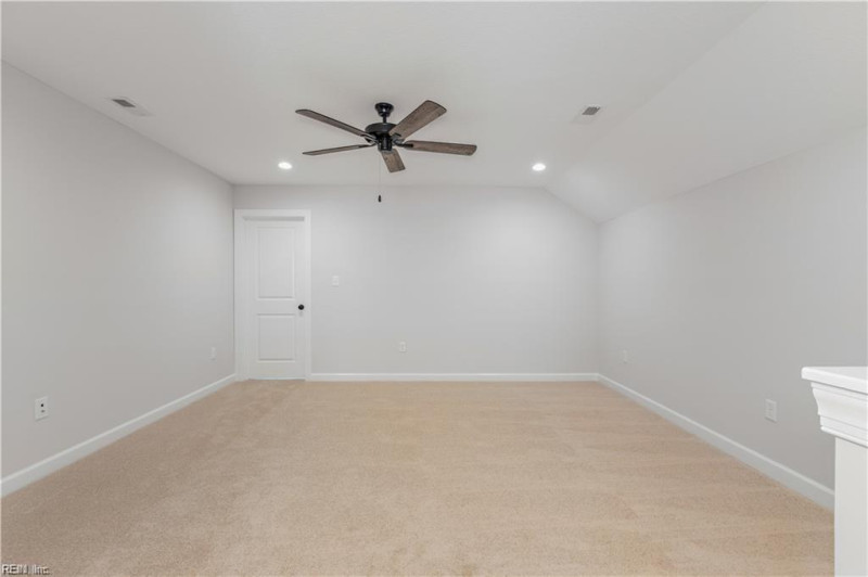 Photo 20 of 26 residential for sale in Chesapeake virginia