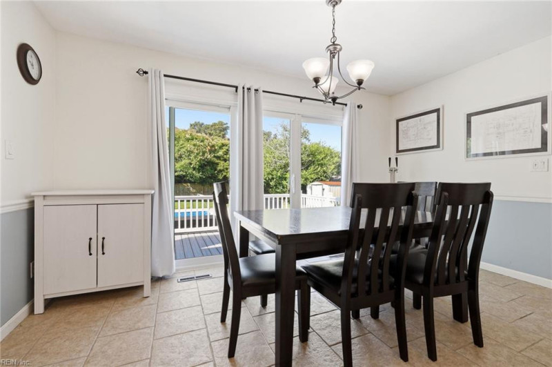 Photo 12 of 37 residential for sale in Virginia Beach virginia