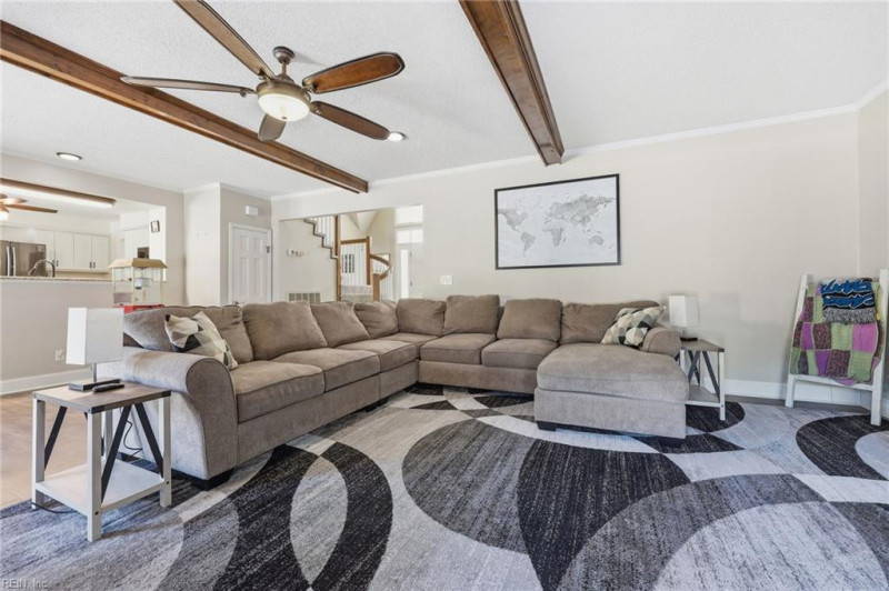 Photo 17 of 37 residential for sale in Virginia Beach virginia