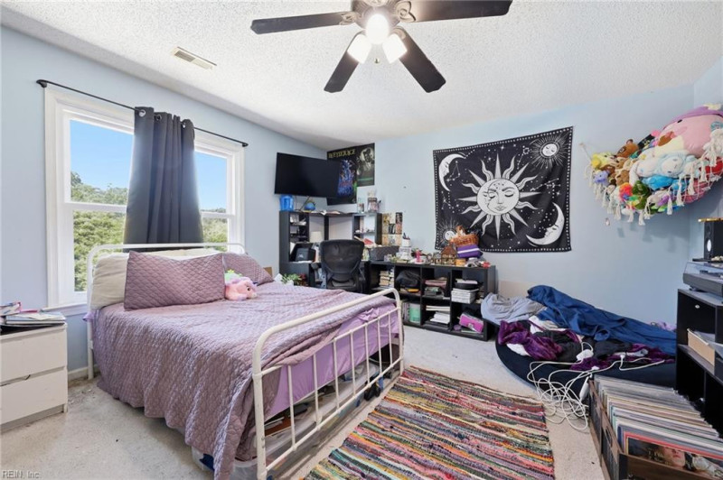 Photo 31 of 37 residential for sale in Virginia Beach virginia