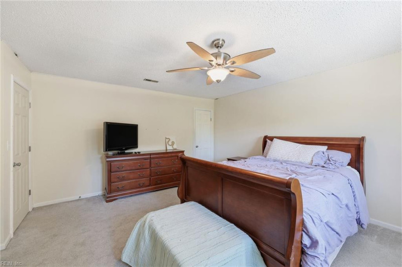 Photo 33 of 37 residential for sale in Virginia Beach virginia