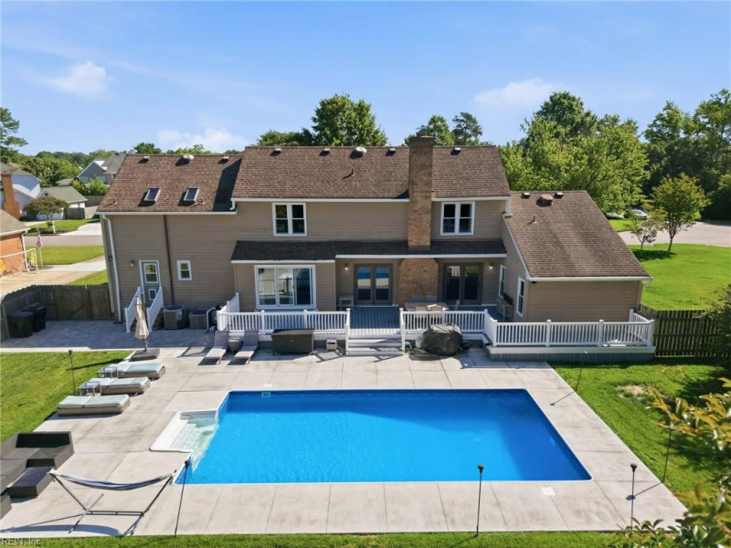Photo 5 of 37 residential for sale in Virginia Beach virginia