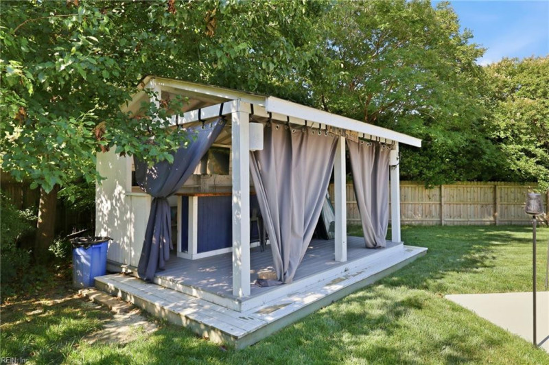 Photo 8 of 37 residential for sale in Virginia Beach virginia