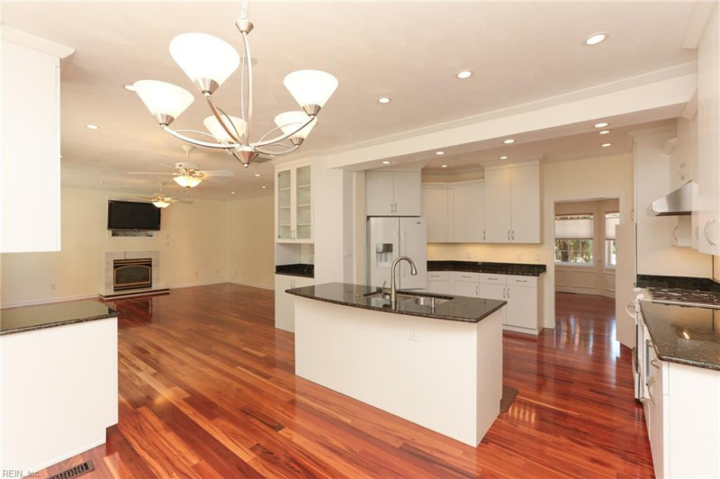 Photo 11 of 50 residential for sale in Suffolk virginia
