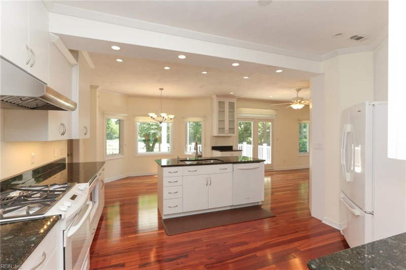 Photo 7 of 50 residential for sale in Suffolk virginia