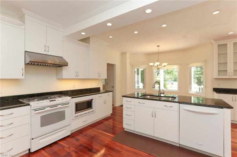 Photo 8 of 50 residential for sale in Suffolk virginia