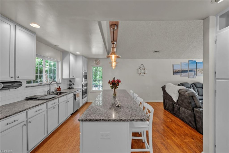 Photo 22 of 44 residential for sale in Virginia Beach virginia