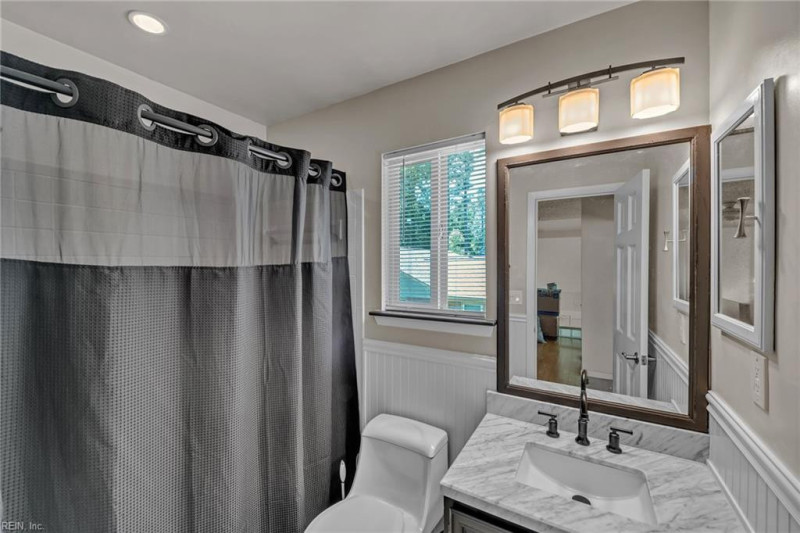 Photo 32 of 44 residential for sale in Virginia Beach virginia