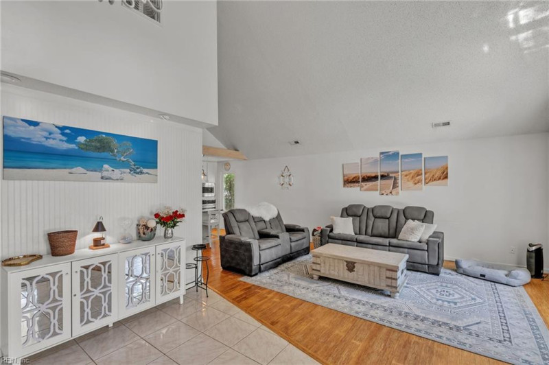 Photo 9 of 44 residential for sale in Virginia Beach virginia