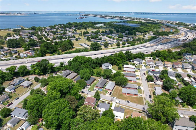Photo 23 of 42 residential for sale in Norfolk virginia